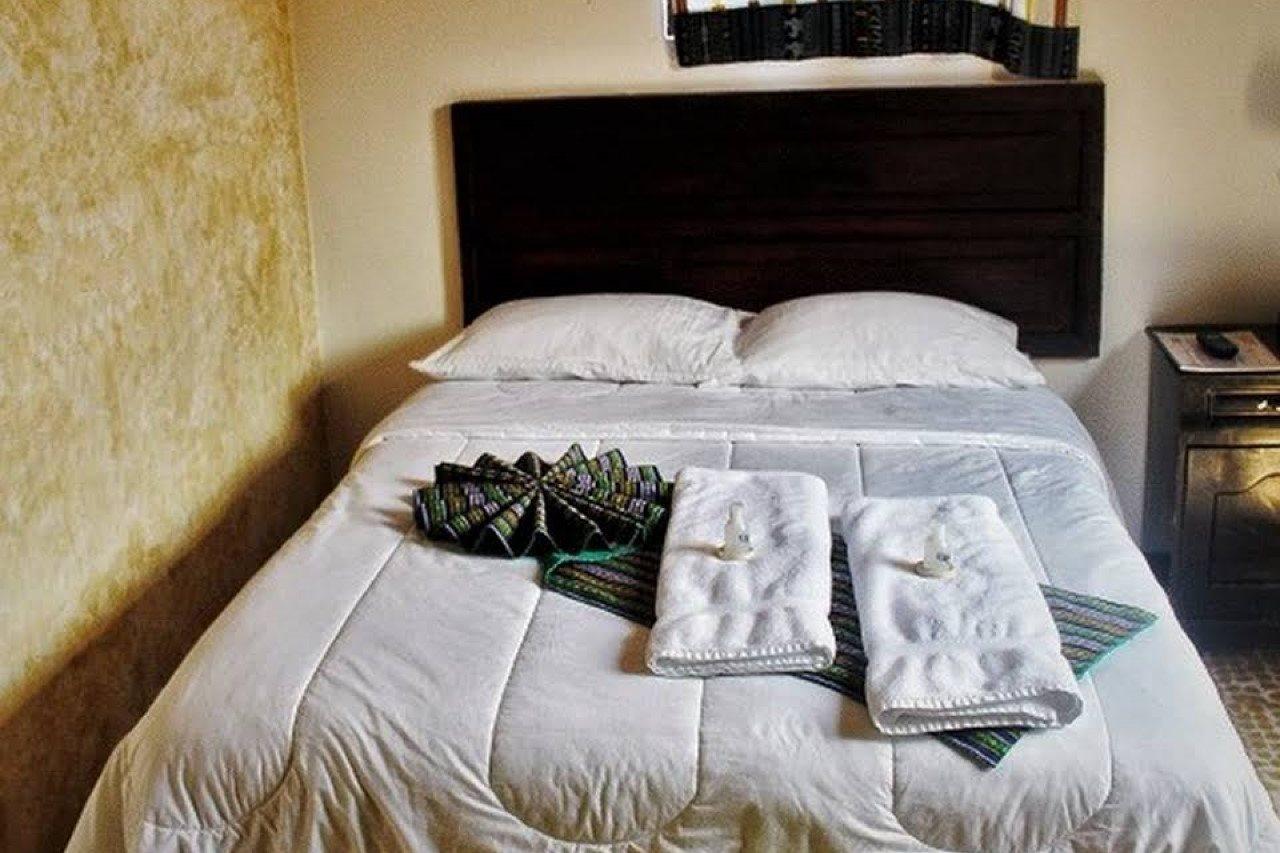 Hotel Y Galeria Uxlabil Antigua Ngoại thất bức ảnh