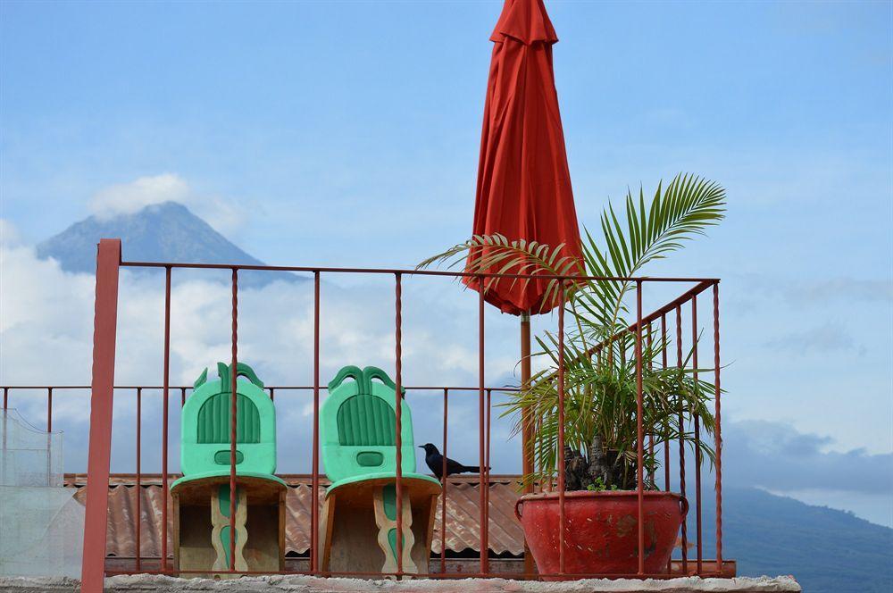 Hotel Y Galeria Uxlabil Antigua Ngoại thất bức ảnh