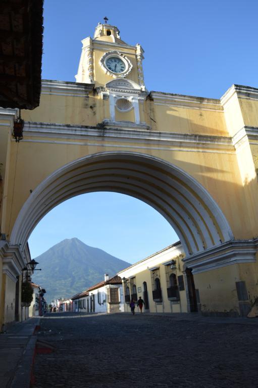 Hotel Y Galeria Uxlabil Antigua Ngoại thất bức ảnh
