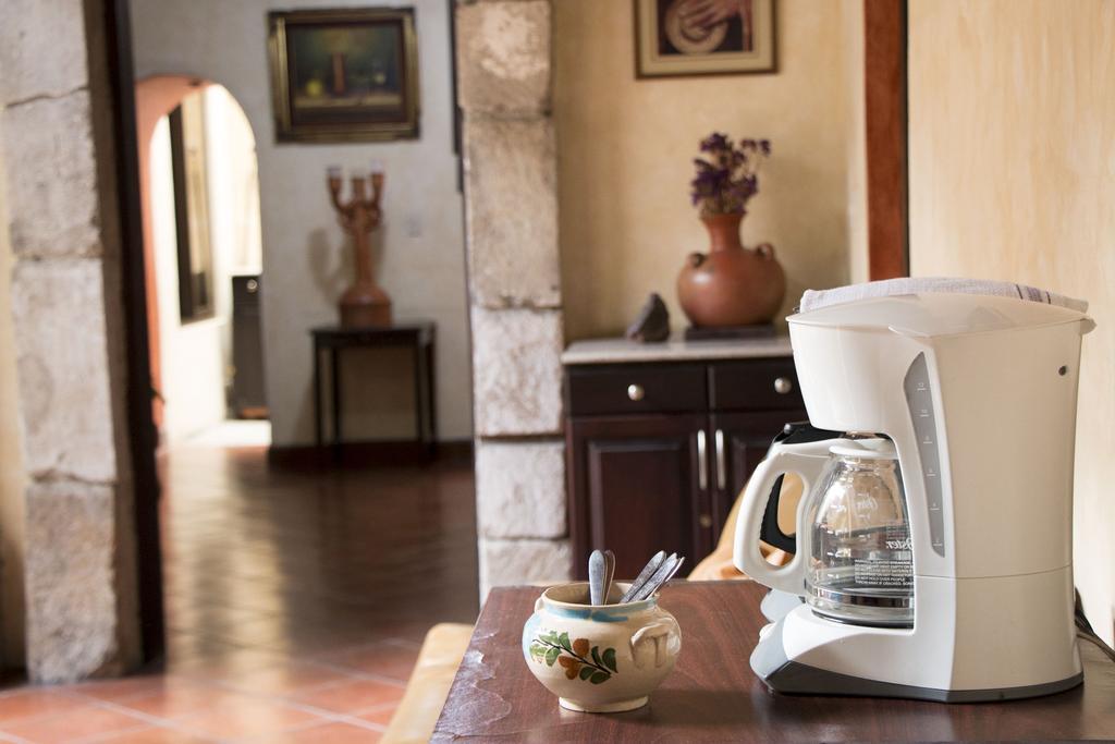 Hotel Y Galeria Uxlabil Antigua Ngoại thất bức ảnh