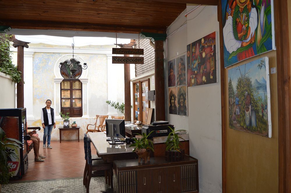 Hotel Y Galeria Uxlabil Antigua Ngoại thất bức ảnh