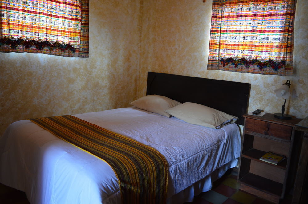 Hotel Y Galeria Uxlabil Antigua Ngoại thất bức ảnh