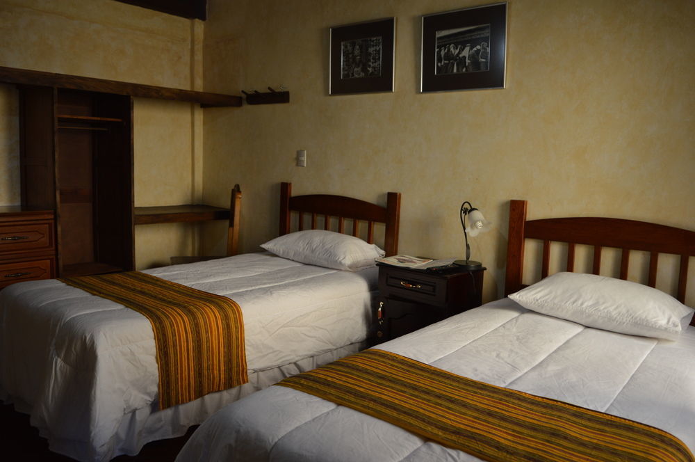 Hotel Y Galeria Uxlabil Antigua Ngoại thất bức ảnh