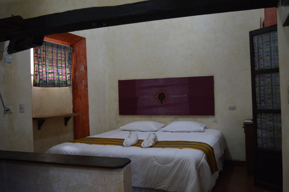 Hotel Y Galeria Uxlabil Antigua Ngoại thất bức ảnh