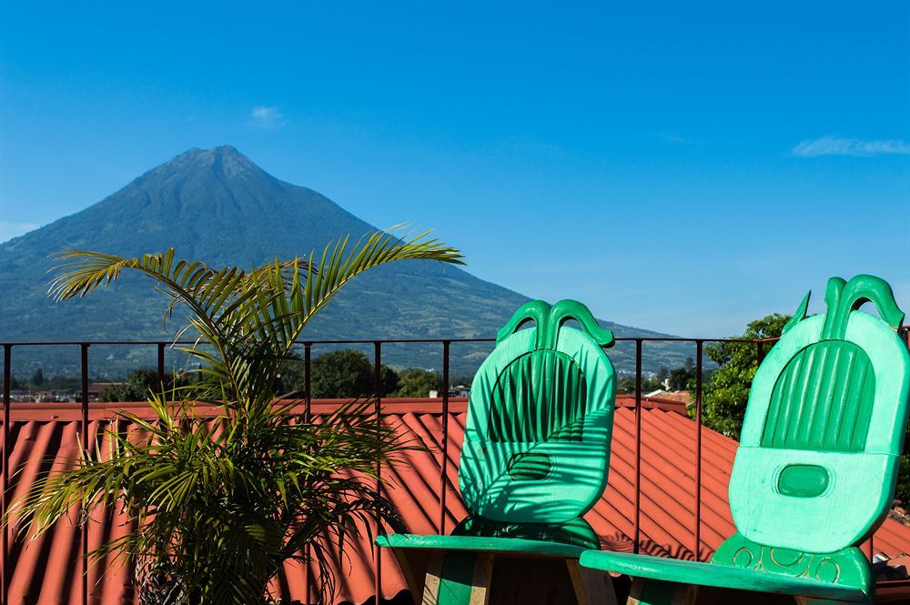Hotel Y Galeria Uxlabil Antigua Ngoại thất bức ảnh